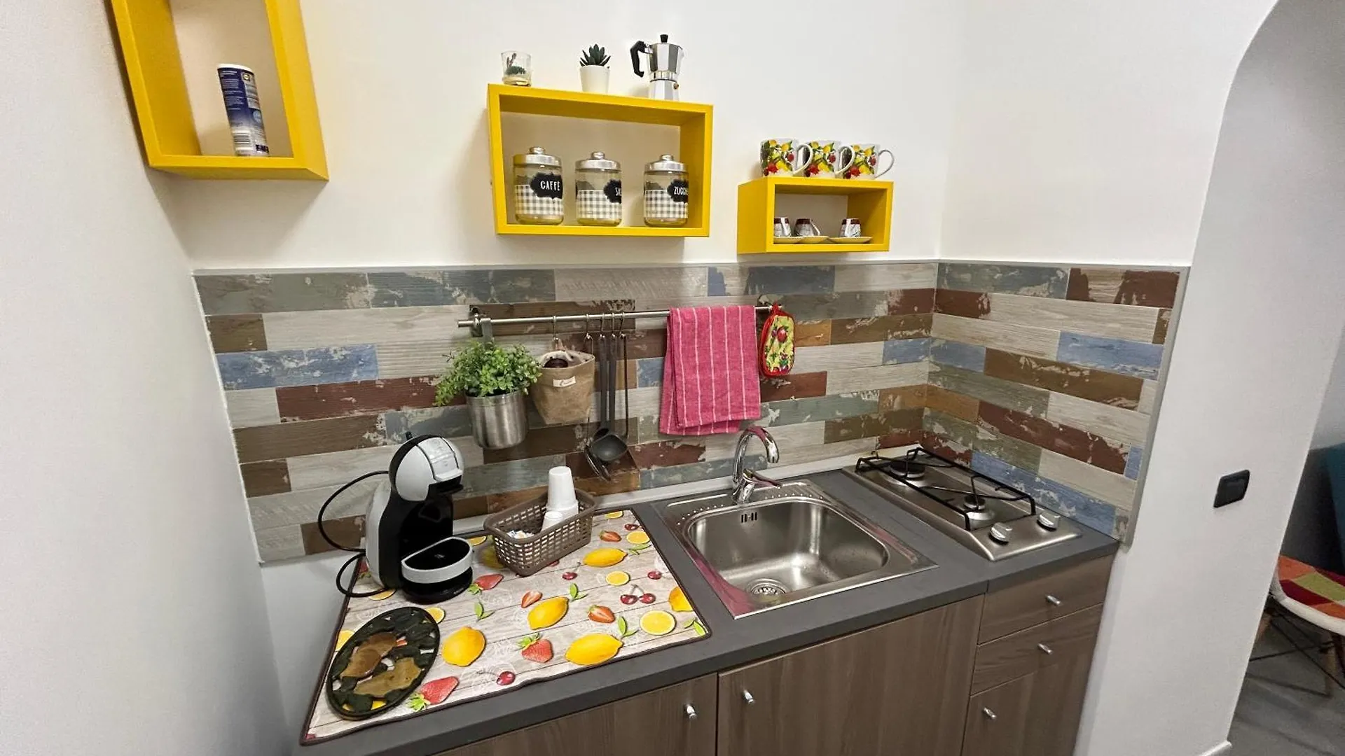Ciccio'S House Apartment Palermo 0*,  Italy